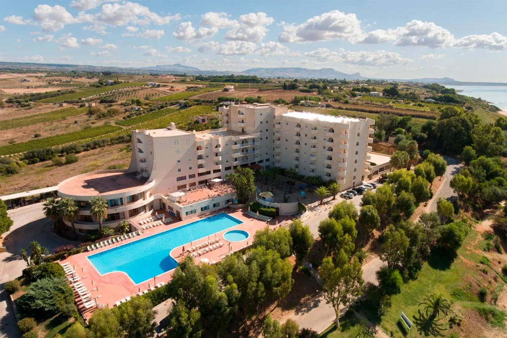 Veduta aerea completa del resort
